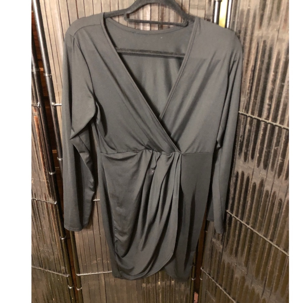 Black Wrap Cocktail Dress size 2X no brand